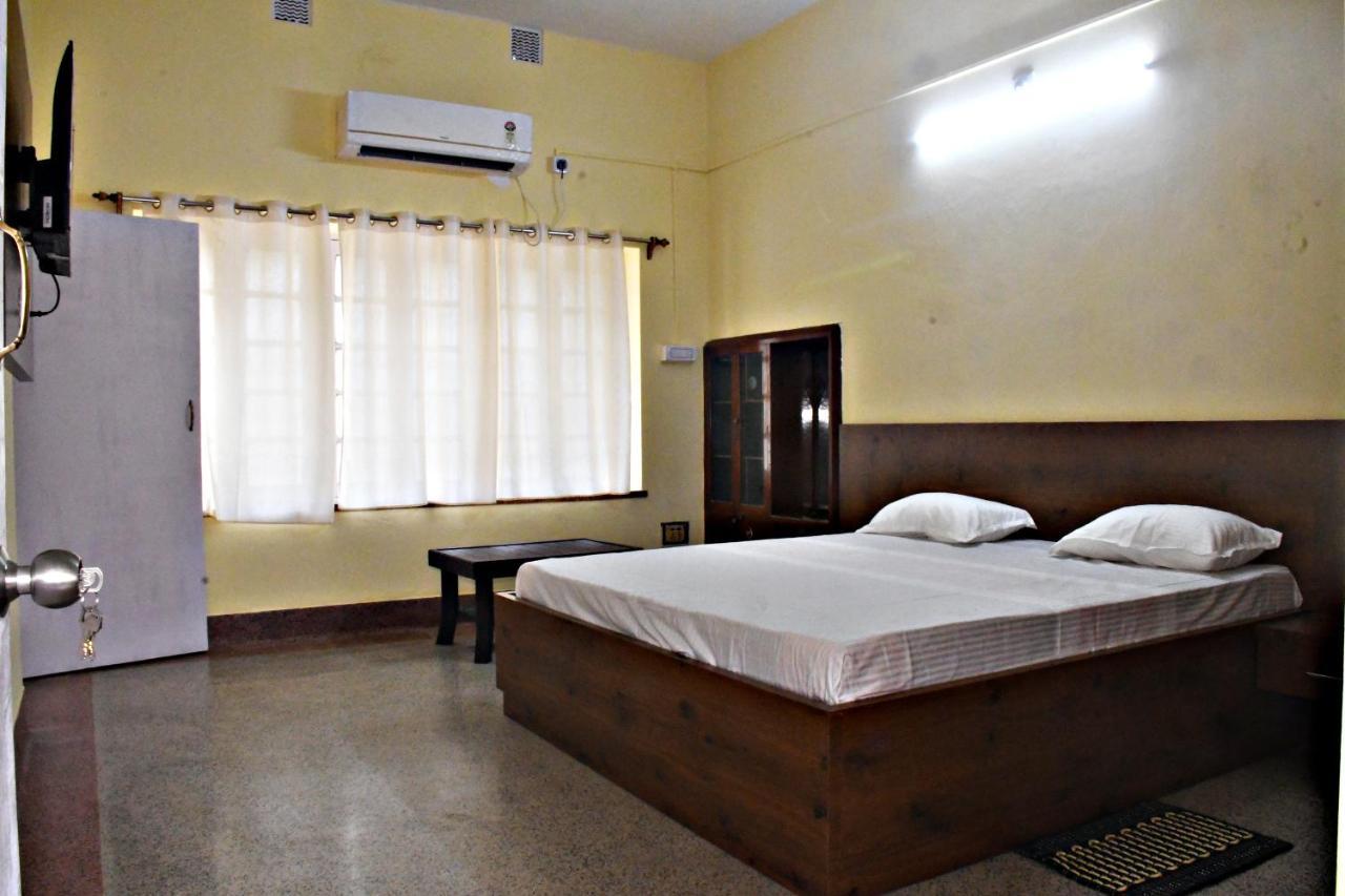 Jhargram Eshani Hotels And Guest House Exterior foto